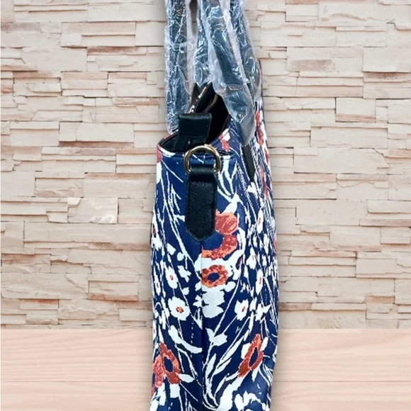 Trina Turk Jardin de Paris Floral print Coated Canvas Tote Shoulder strap NVT - Picture 8 of 9